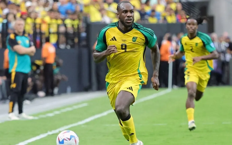 Michail Antonio est&aacute; disputando a Copa Am&eacute;rica com a Jamaica