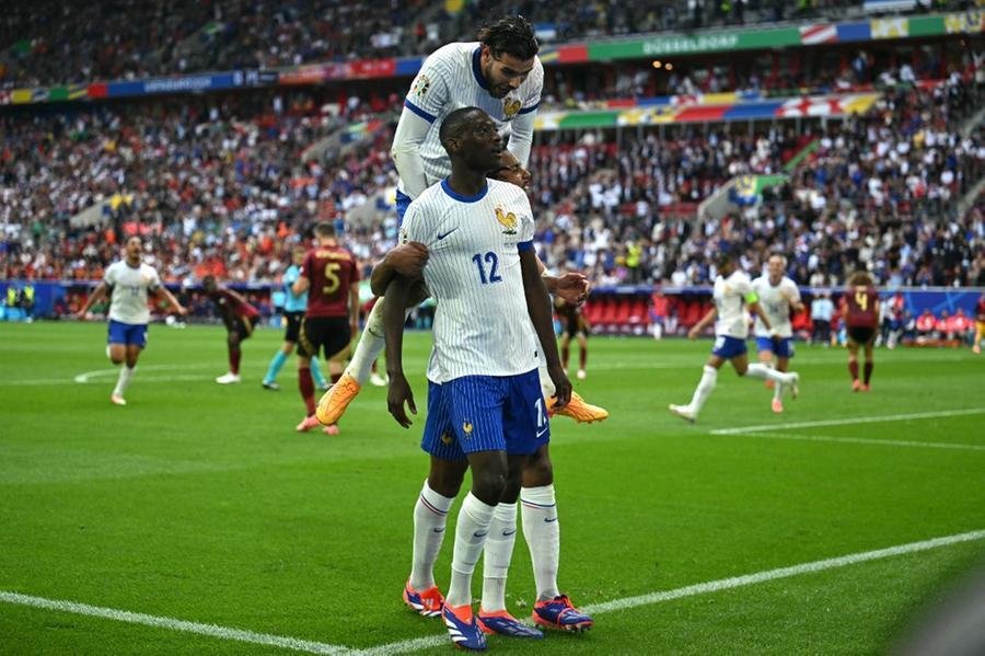 Fran&ccedil;a venceu a B&eacute;lgica por 1 a 0, garantindo assim sua vaga nas quartas de final.