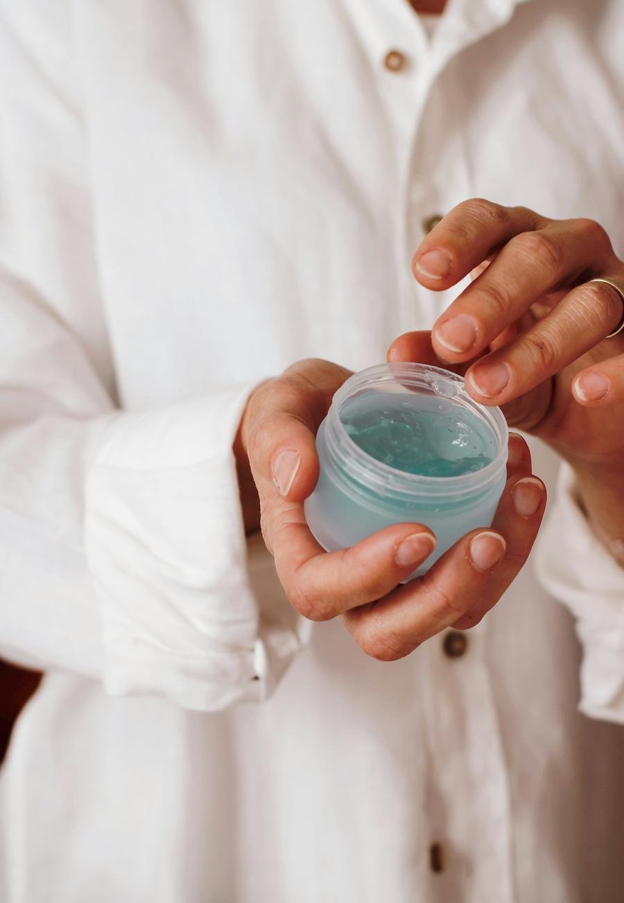 Gel de limpeza tem o pH mais pr&oacute;ximo da pele, ou seja, &eacute; menos agressivo