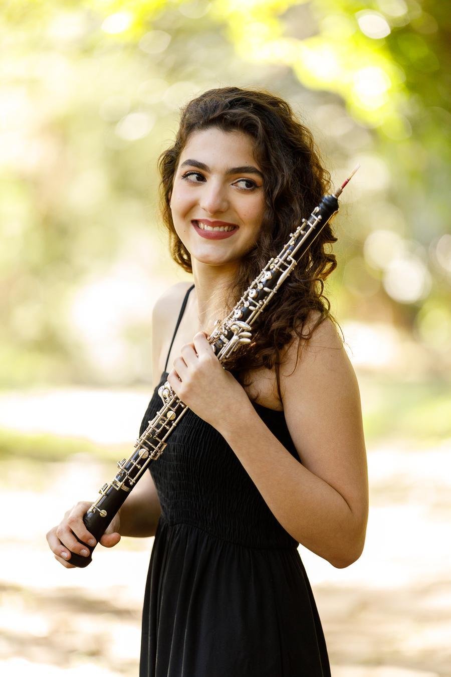 Aluna de destaque do Conservat&oacute;rio Pablo Koml&oacute;s (Escola de M&uacute;sica da OSPA), Ana Tomazi interpretar&aacute; o &ldquo;Concerto para Obo&eacute; e Orquestra&rdquo; de Wolfgang Amadeus Mozart