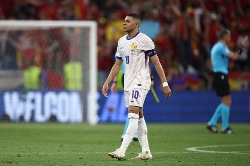 Atacante n&atilde;o evitou elimina&ccedil;&atilde;o da Fran&ccedil;a para a Espanha na Eurocopa