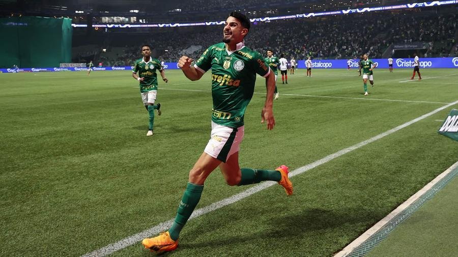 Palmeiras vence&nbsp;Atl&eacute;tico-GO por 3 a 1 e mant&eacute;m embalo no Brasileir&atilde;o