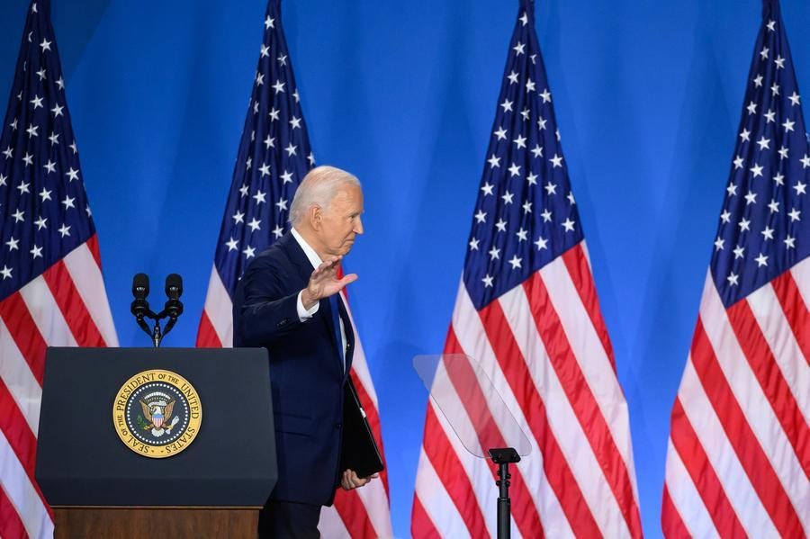 Biden cometeu gafes durante c&uacute;pula da Otan