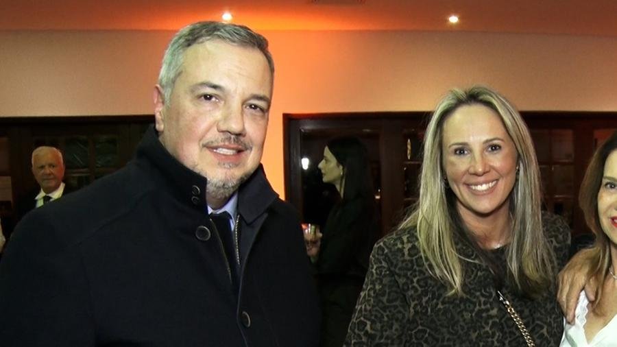 Andr&eacute; Barbosa e Eduarda Eschberger  na festa de lan&ccedil;amento da coluna social do Correio do Povo