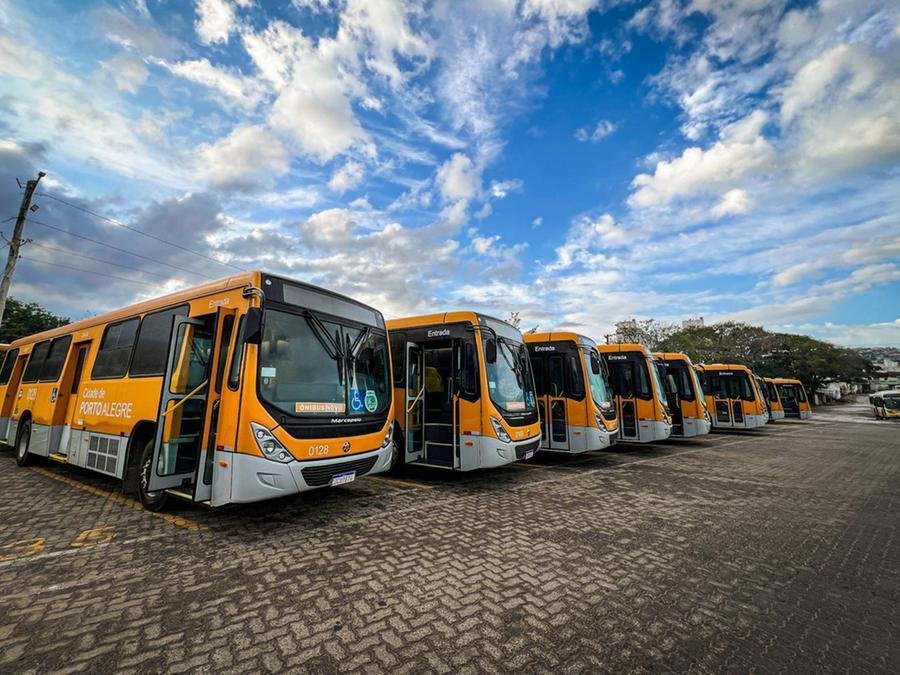 No total, 56 ve&iacute;culos j&aacute; foram entregues e outros 14 est&atilde;o em processo de aquisi&ccedil;&atilde;o
