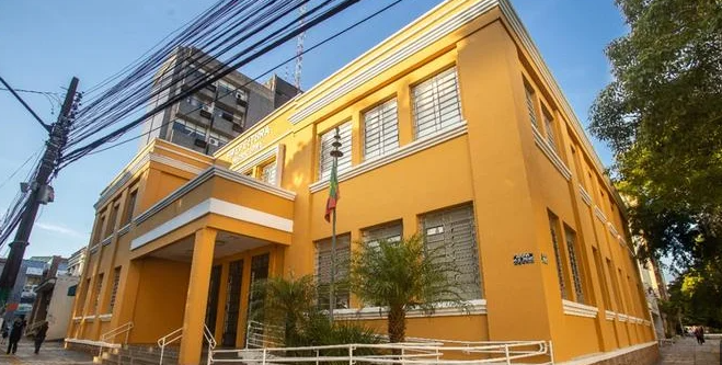 At&eacute; agora, oito legendas lan&ccedil;aram nomes para disputa pela prefeitura