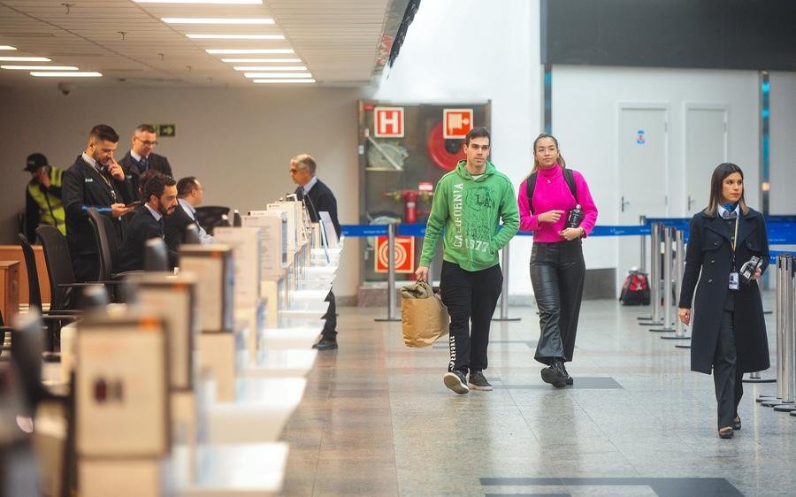 Apag&atilde;o causa transtornos em setor a&eacute;reo
