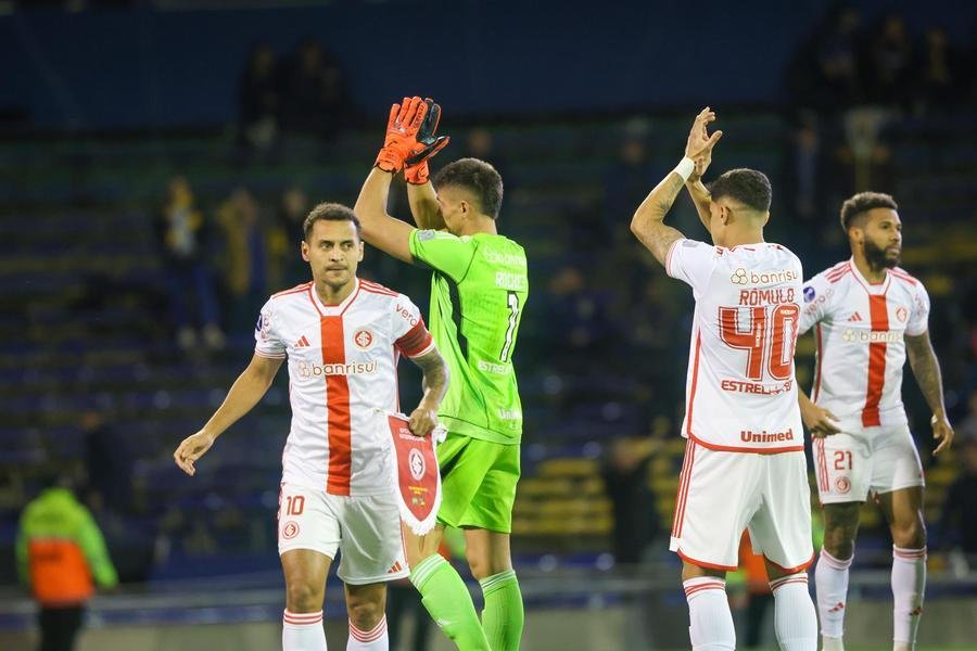 Colorado precisa reverter placar adverso em jogo de ida
