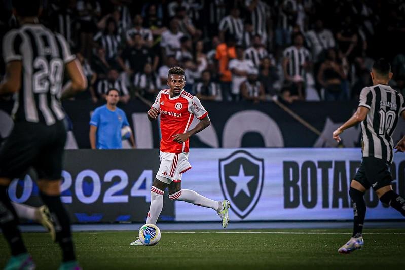Inter foi superado pelo Botafogo no &uacute;ltimo s&aacute;bado