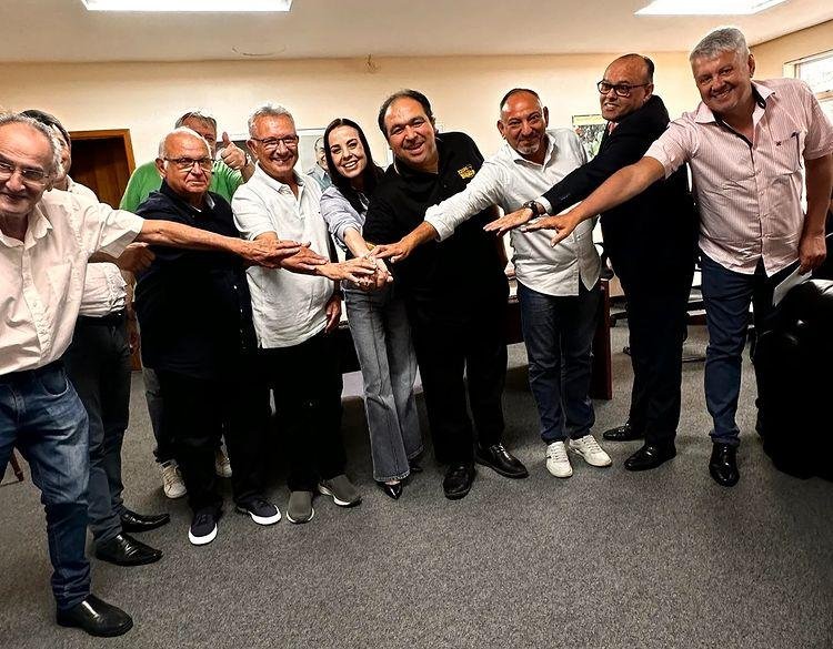 Foto de mar&ccedil;o deste ano quando integrantes do PSB, PDT, Uni&atilde;o Brasil e Avante negociavam alian&ccedil;a. Meses depois, cen&aacute;rio ainda n&atilde;o se confirmou