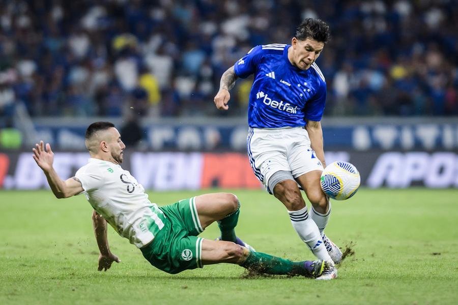 Juventude perde para o Cruzeiro&nbsp;no Mineir&atilde;o com dois gols de p&ecirc;nalti