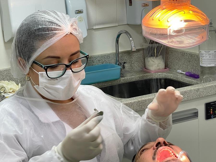 Atendimentos e doa&ccedil;&otilde;es ocorreram nas Ilhas do Gua&iacute;ba