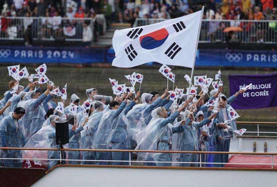 Atletas sul-coreanos foram apresentados como a delega&ccedil;&atilde;o da Coreia do Norte