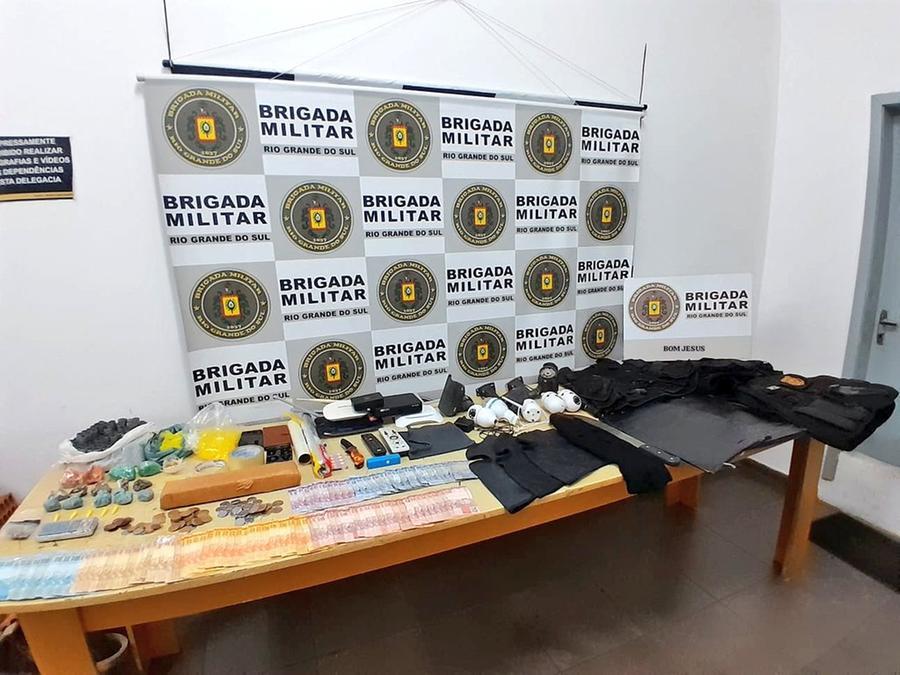 Material foi apreendido com uma adolescente de 16 anos em Bom Jesus