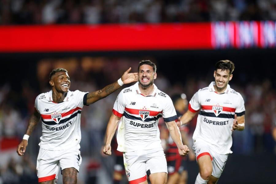 Calleri decidiu o jogo para o S&atilde;o Paulo