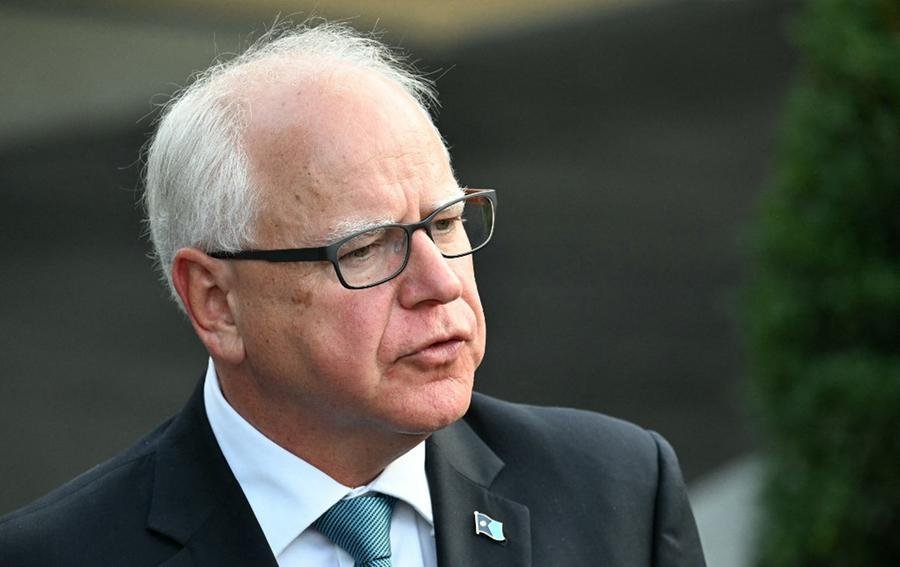 Governador de Minnesota, Tim Walz, ser&aacute; companheiro de chapa de Kamala Harris