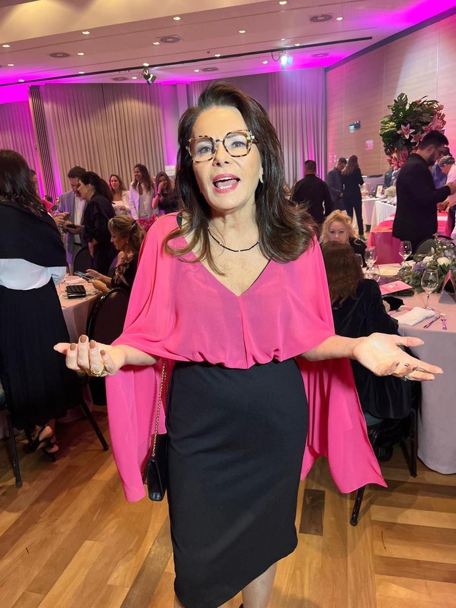 Maira Caleffi, fundadora e presidente de honra do Imama, recebeu com sua diretoria para a 20&ordf; edi&ccedil;&atilde;o do jantar dos chefs