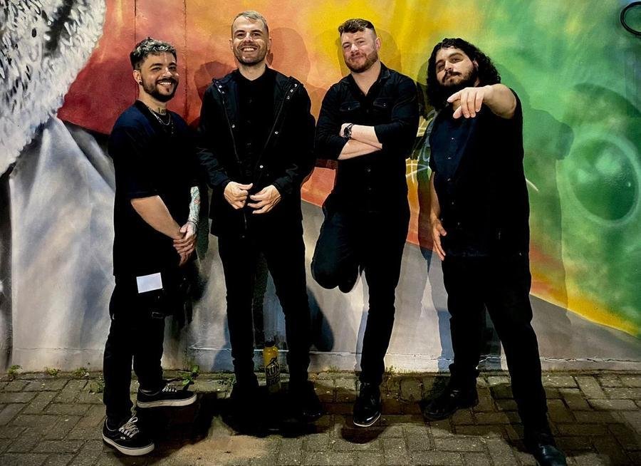 Compositor destacou que a harmonia da banda est&aacute; mais consistente com o novo guitarrista