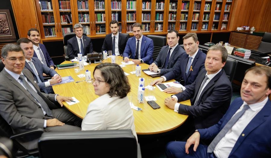 Negocia&ccedil;&otilde;es re&uacute;nem governo do Estado, OAB-RS, Supremo e Advocacia-Geral da Uni&atilde;o
