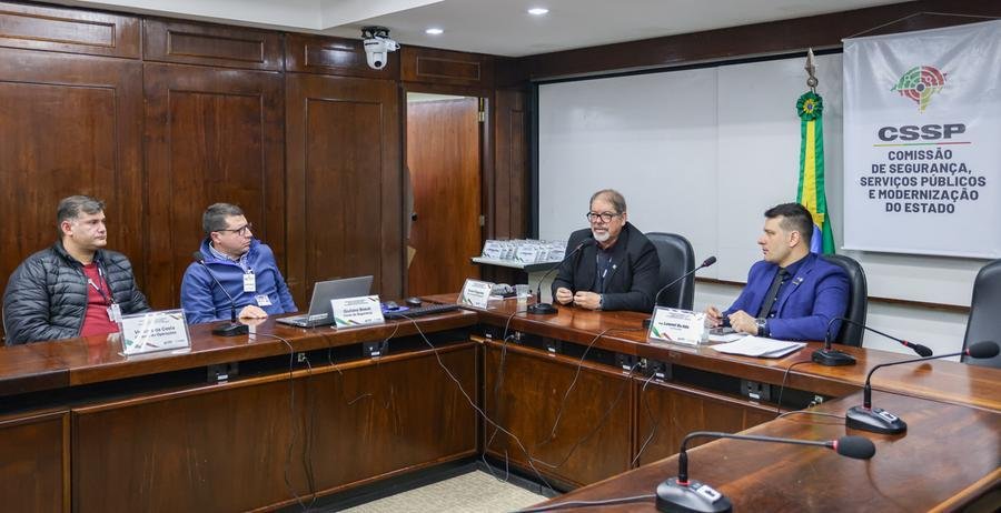 Diretor da Trensurb participou da reuni&atilde;o ordin&aacute;ria da Comiss&atilde;o de Seguran&ccedil;a, Servi&ccedil;os P&uacute;blicos e Moderniza&ccedil;&atilde;o do Estado
