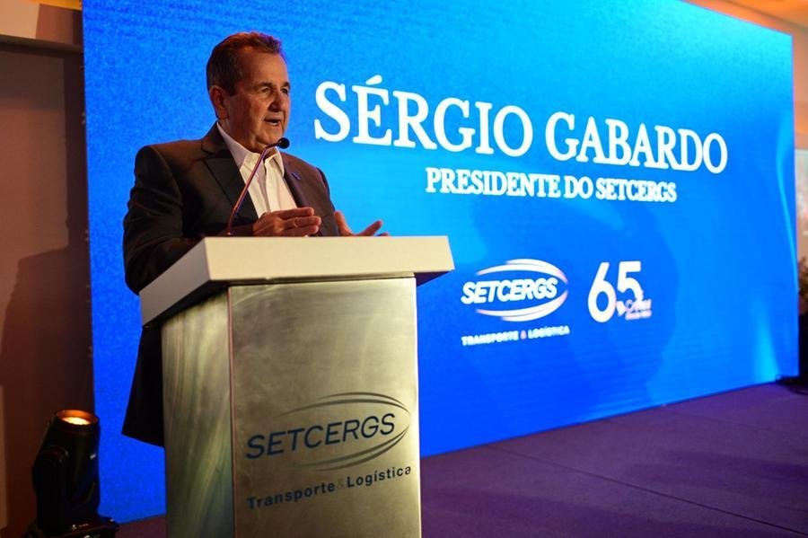 S&eacute;rgio M&aacute;rio Gabardo Destacou trajet&oacute;ria da entidade