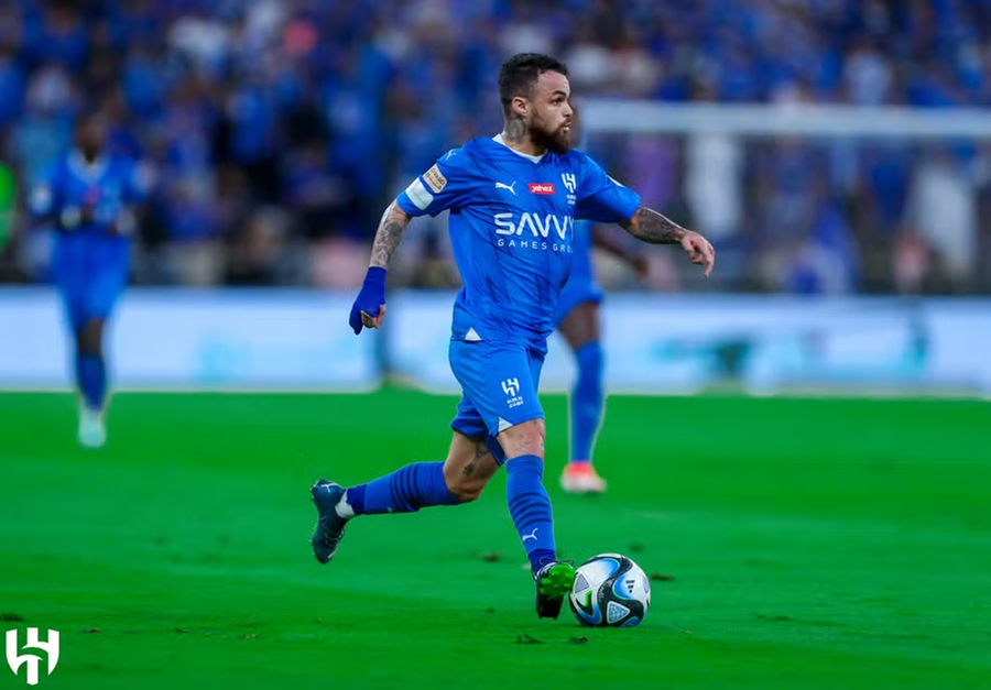 Michael estava no Al-Hilal, da Ar&aacute;bia Saudita