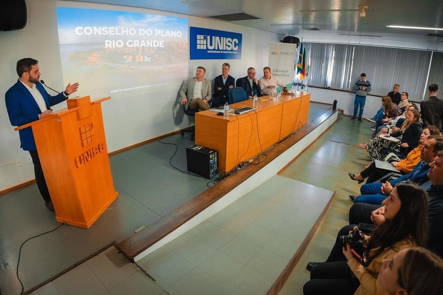 No encontro, vice-governador tamb&eacute;m anunciou a amplia&ccedil;&atilde;o do prazo de envio de projetos para integrar as a&ccedil;&otilde;es do Plano Rio Grande
