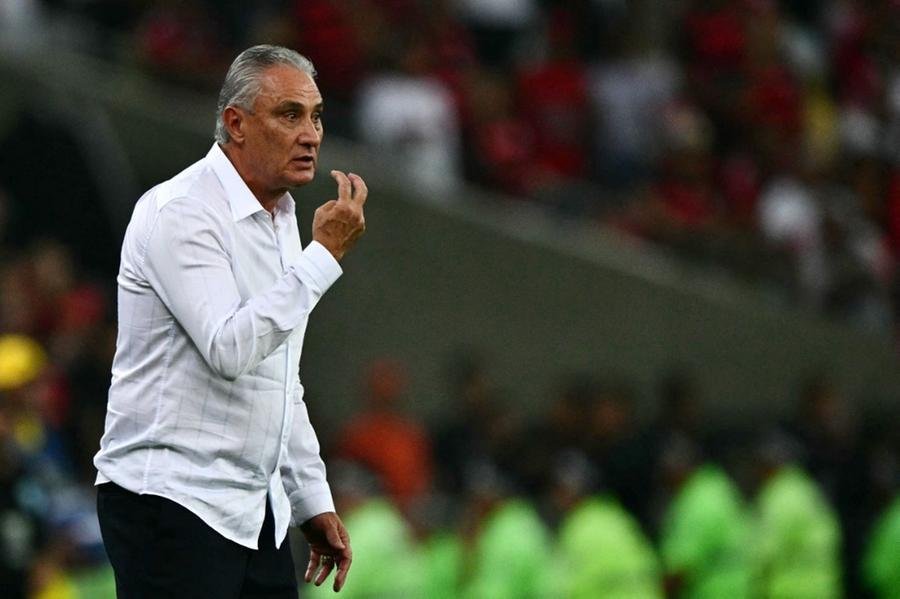 Tite teve um quadro de fibrila&ccedil;&atilde;o atrial