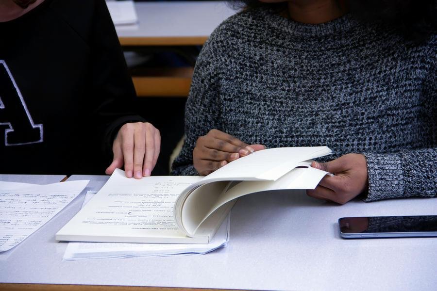 Oportunidades est&atilde;o distribu&iacute;das entre prefeituras, universidades e outras institui&ccedil;&otilde;es