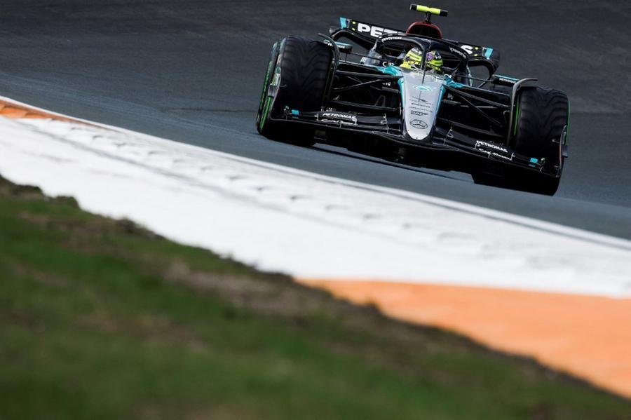 W15 mostrou bom rendimento na sinuosa Zandvoort