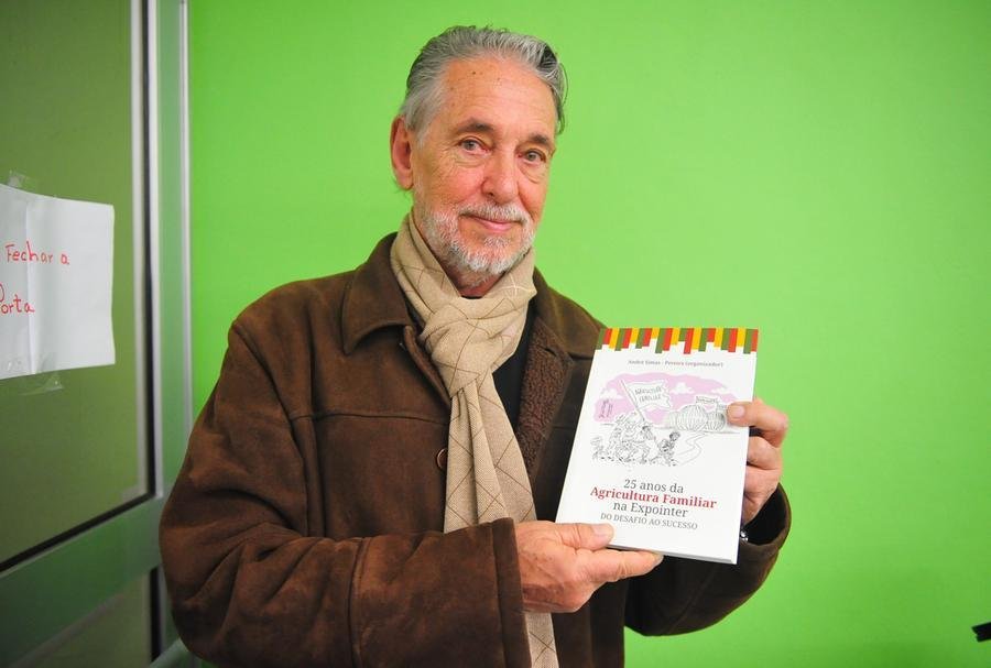 Andr&eacute; Simas-Pereira e a obra que relembra o esfor&ccedil;o para implantar um dos espa&ccedil;os de maior sucesso da Expointer