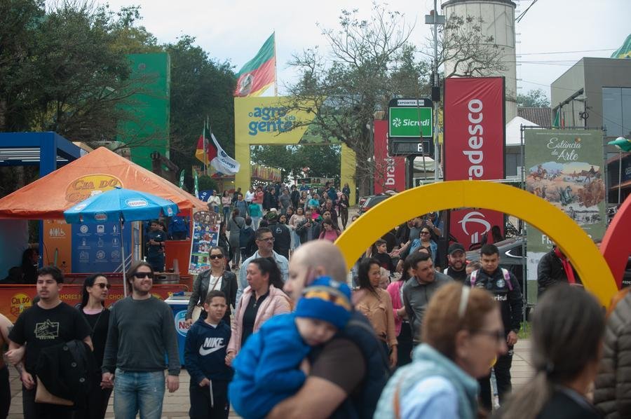 Belan&ccedil;o final supera em 1,41% o total obtido em 2023, de R$ 7,98 bilh&otilde;es.