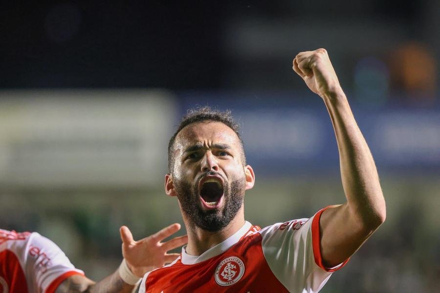 Thiago Maia &eacute; titular da equipe montada por Roger Machado no Inter