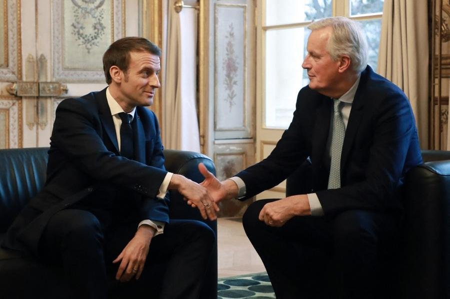 Macron indicou Barnier como primeiro-ministro na Fran&ccedil;a