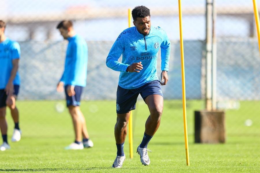 Jemerson deve voltar a ficar &agrave; disposi&ccedil;&atilde;o contra o Bragantino