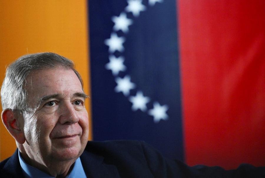 Opositor deixa a Venezuela