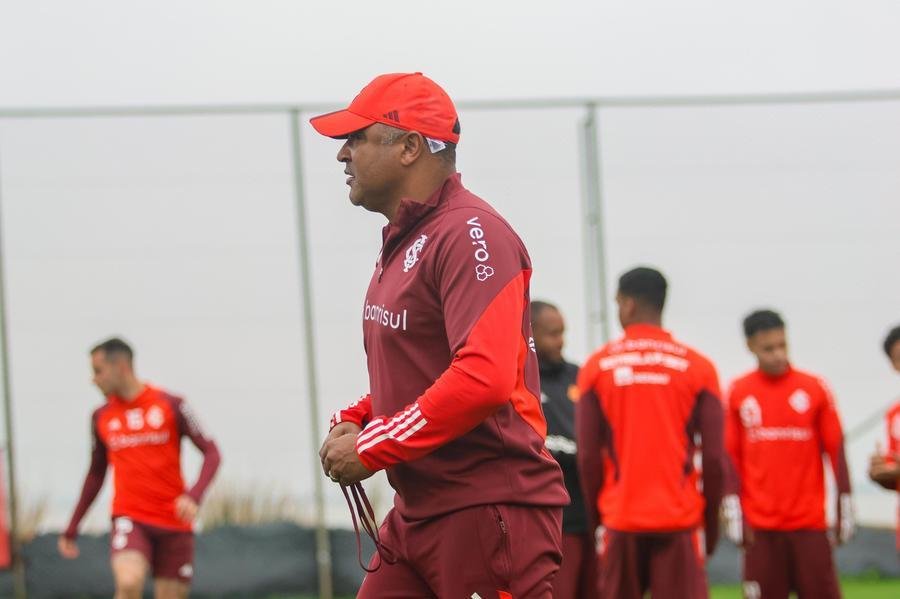 Roger acredita que o time j&aacute; compreendeu as suas ideias. E que evolu&ccedil;&atilde;o poder&aacute; levar os colorados at&eacute; uma vaga na Libertadores