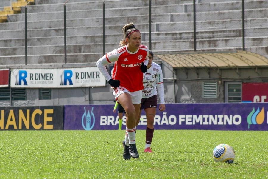 Priscila se tornou artilheira do clube com 48 gols