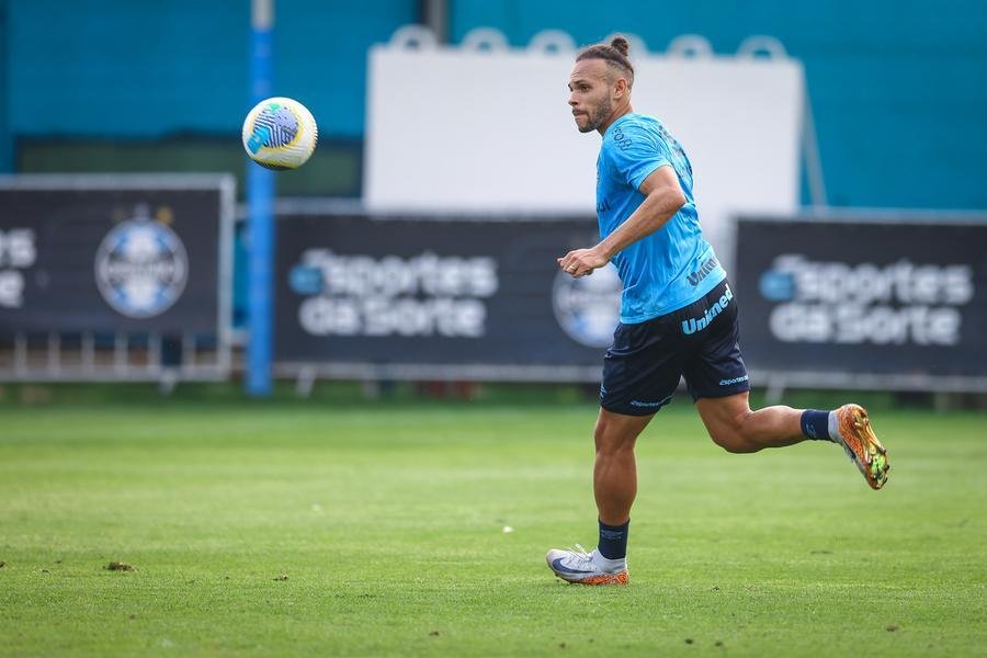 Braithwaite ser&aacute; titular em Bragan&ccedil;a Paulista