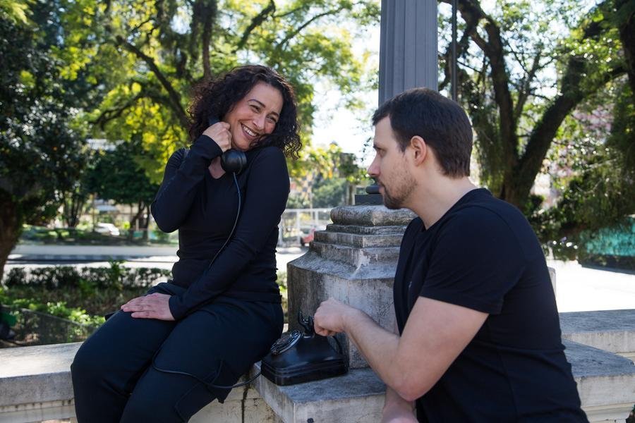 A &oacute;pera c&ocirc;mica 'O Telefone' &eacute; atra&ccedil;&atilde;o da Ter&ccedil;a L&iacute;rica