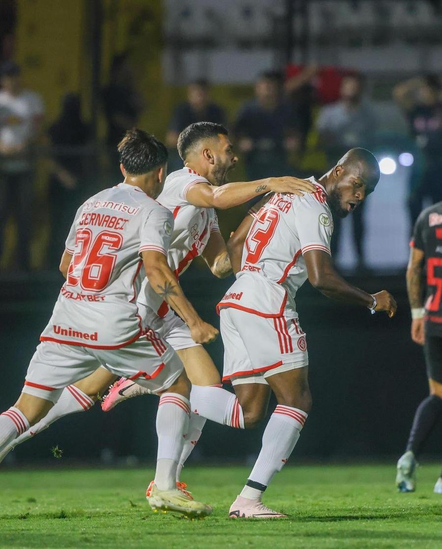 Enner valencia marcou pela priemira vez neste campeonato brasileiro
