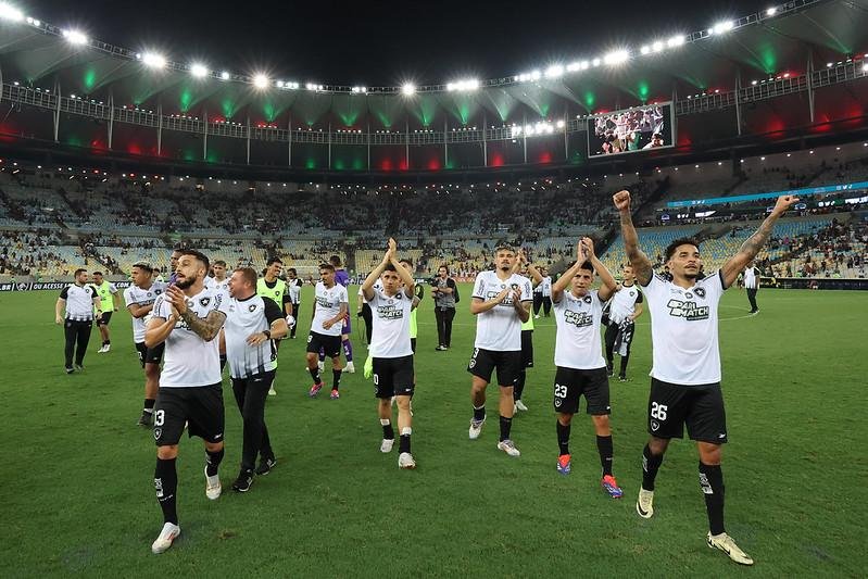 Fog&atilde;o vem embalado na Libertadores e na Copa do Brasil