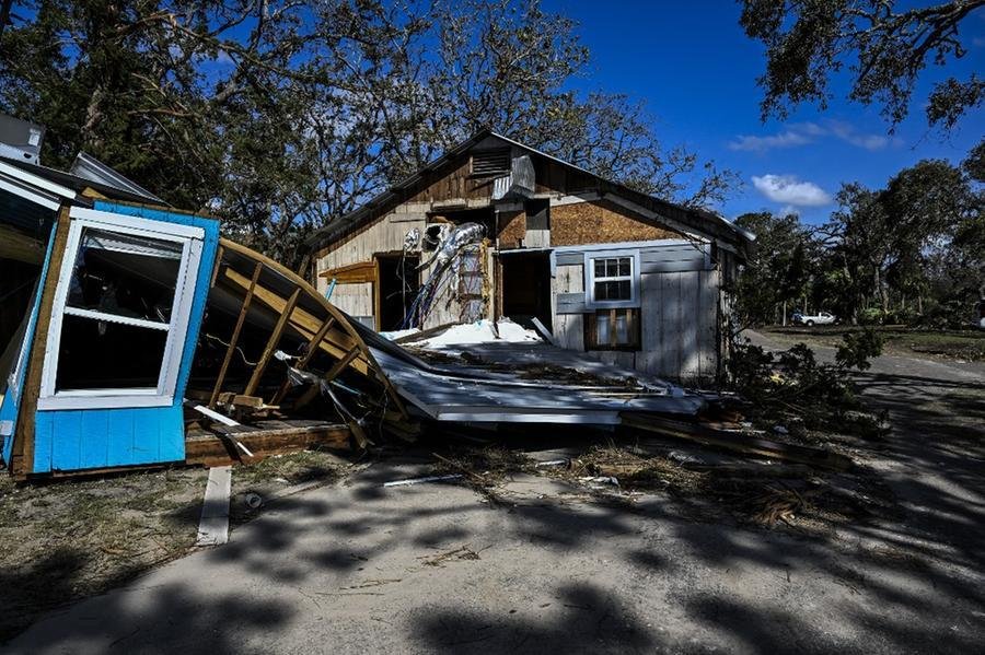 Presidente Joe Biden e as autoridades estaduais instaram as pessoas a atenderem aos avisos oficiais de evacua&ccedil;&atilde;o antes da chegada de Helene