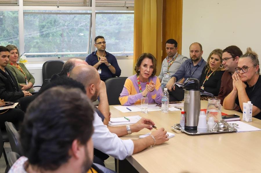 Sindicato dos profissionais de Educa&ccedil;&atilde;o realizaram reuni&otilde;es com a secret&aacute;ria Raquel Teixeira