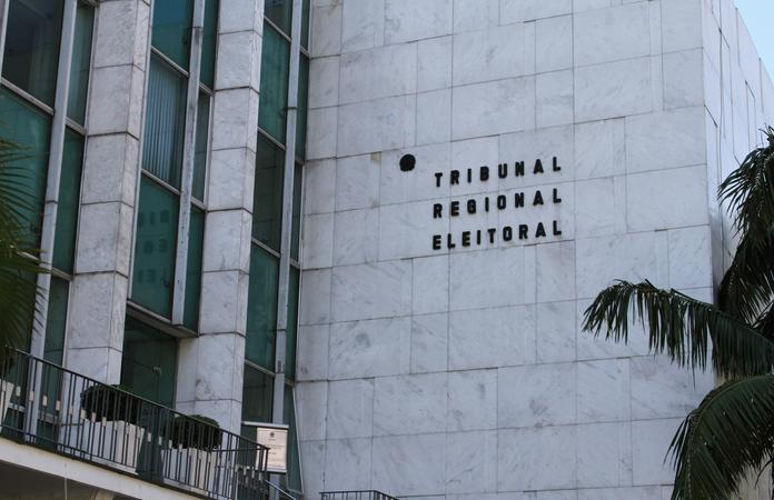 Queixas foram feitas pelo aplicativo Pardal, no qual o eleitor pode denunciar condutas ilegais