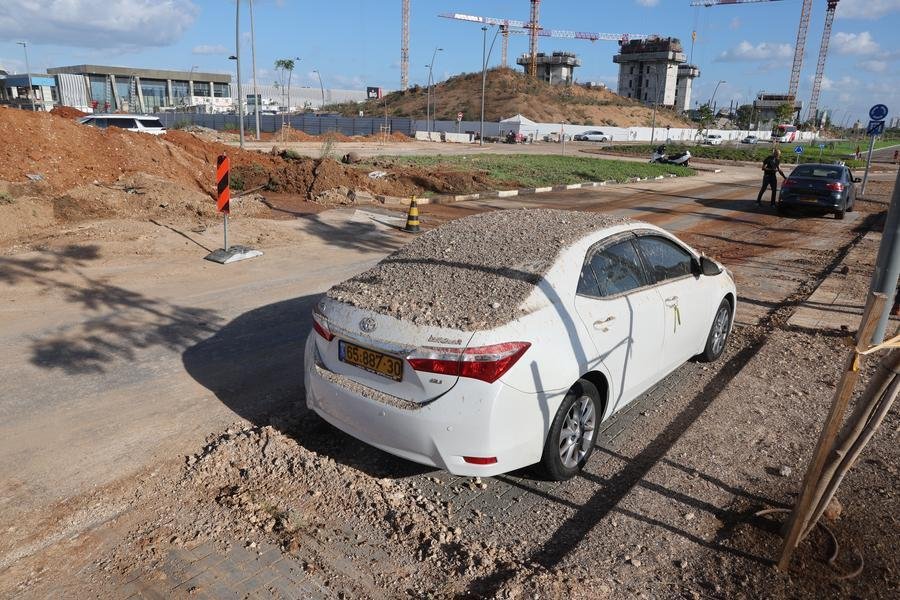 Ir&atilde; afirma ter lan&ccedil;ado 200 m&iacute;sseis contra Israel