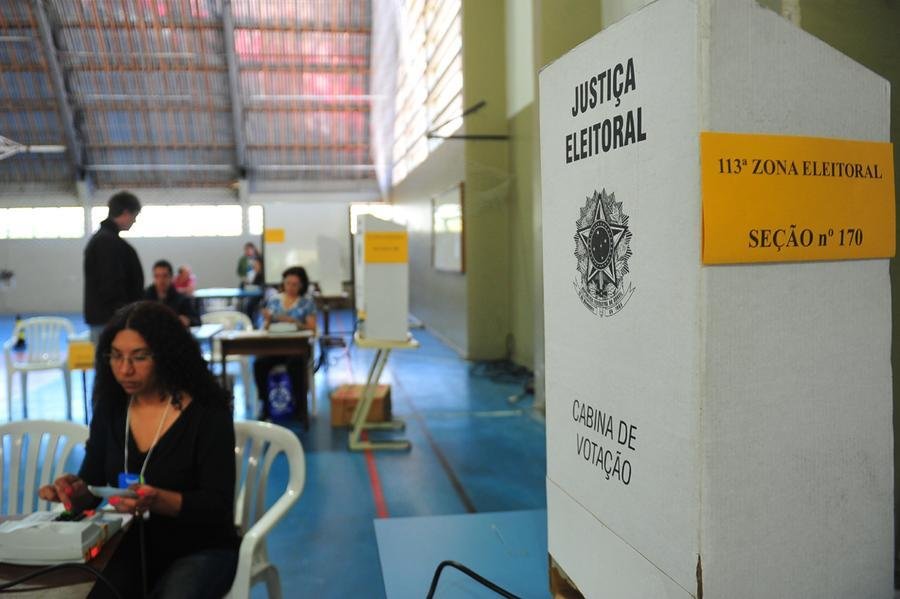 TSE estabelece protocolos para lidar com defeito urna eletr&ocirc;nica