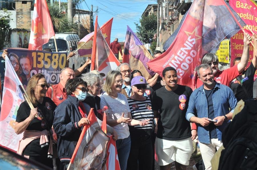 Candidata faz esfor&ccedil;o final na busca por votos