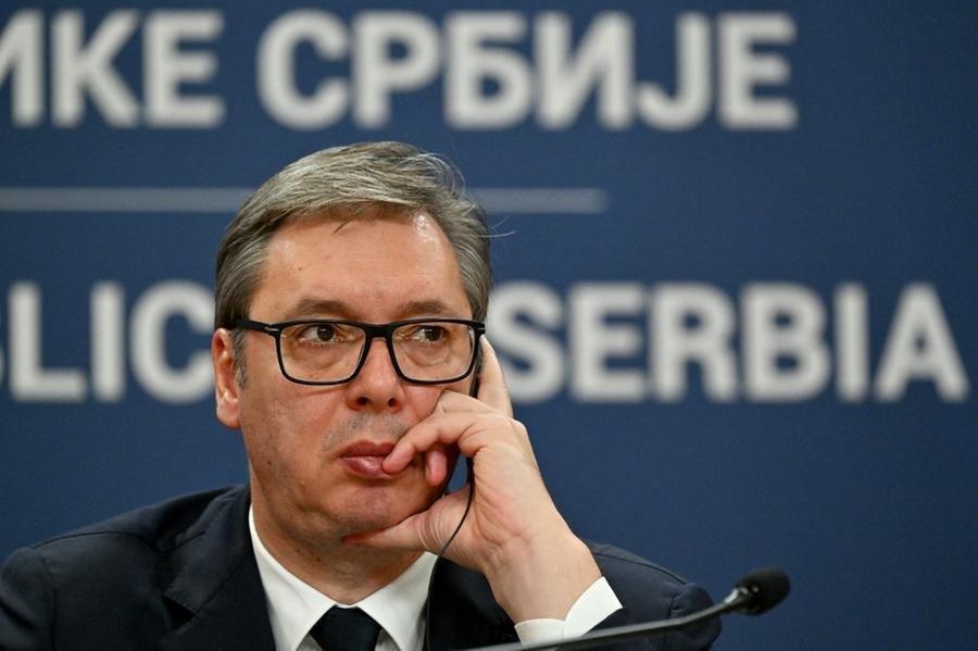 Vucic disse que impor as san&ccedil;&otilde;es n&atilde;o era do interesse nacional da S&eacute;rvia