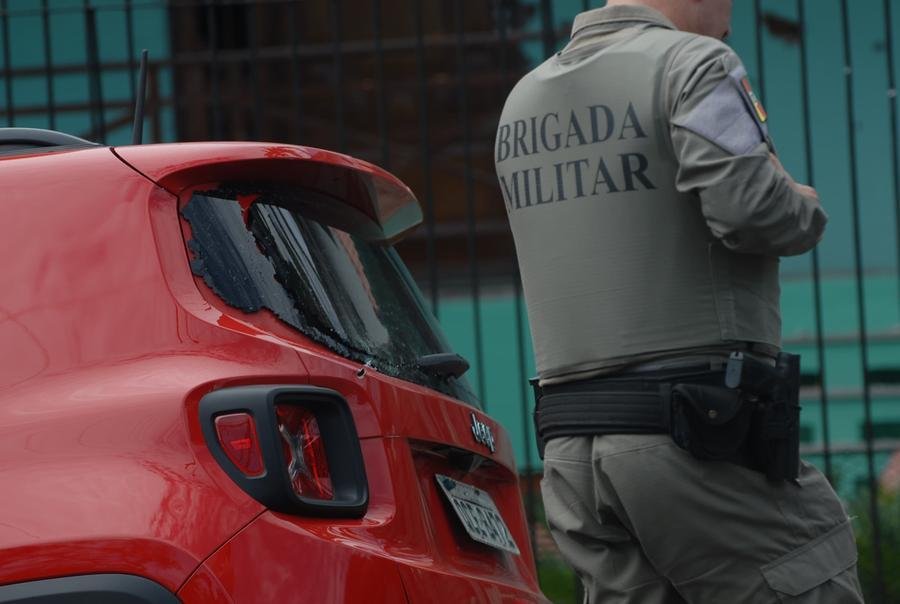 Dois policiais militares est&atilde;o internados na UTI do Hospital Municipal de Novo Hamburgo